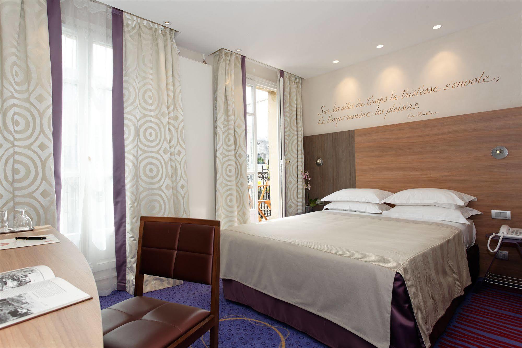 Hotel De Sévigné Parigi