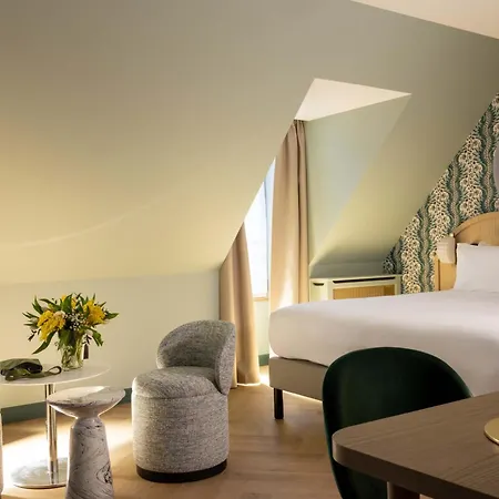 De Sevigne Hotel 3*