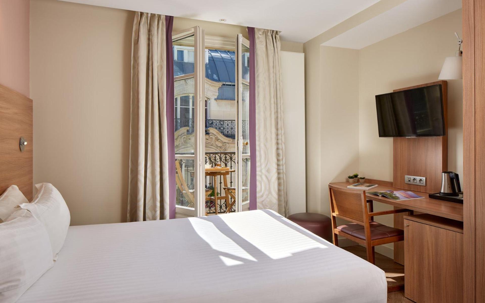 Hotel De Sevigne Paris