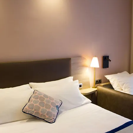 Hotel De Sévigné 3*
