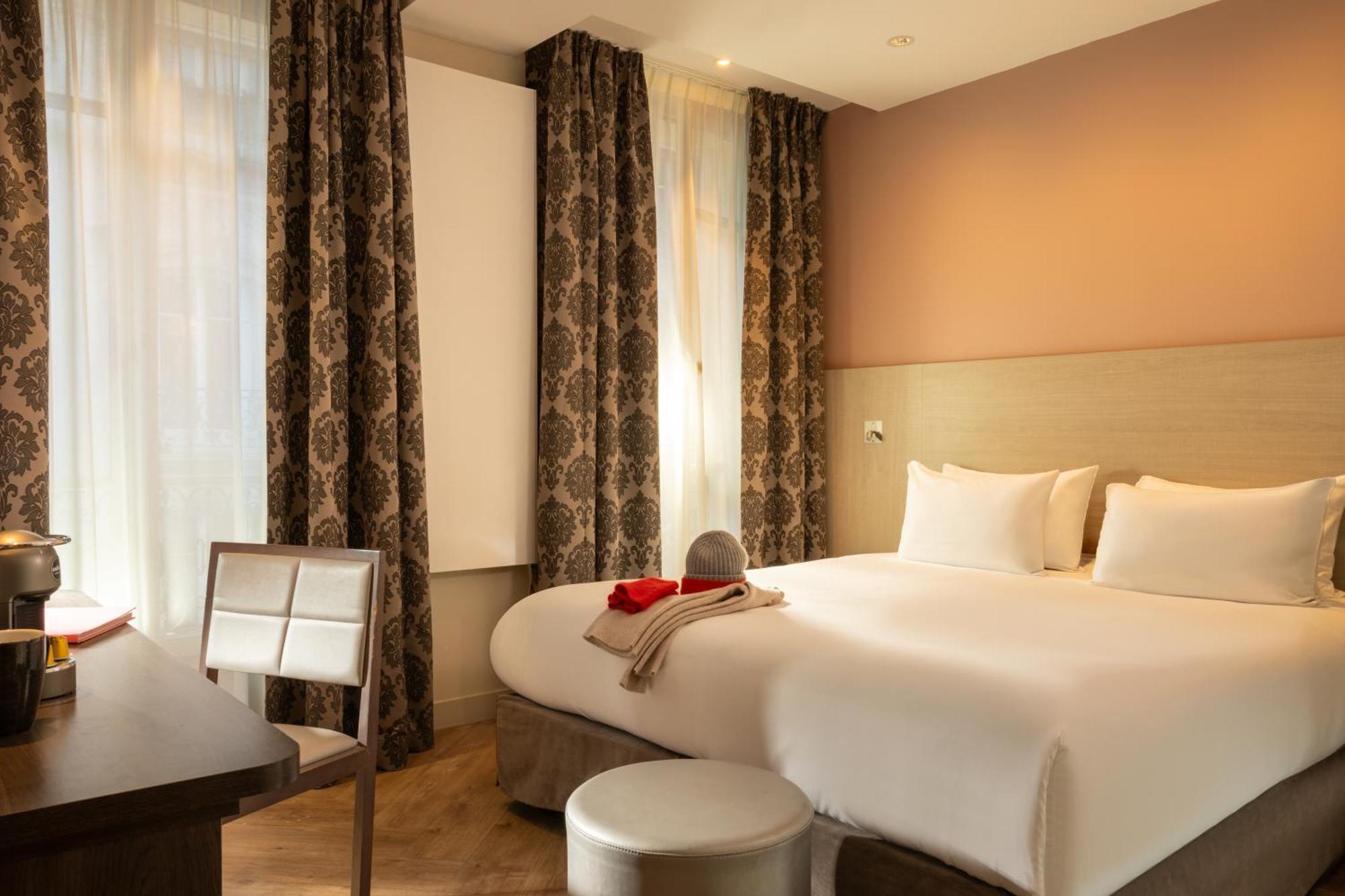 Hotel De Sévigné Parigi